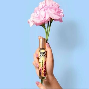 Miss Kay Wildflower Eau De Parfum Spray 0.84 Oz Italy- NEW